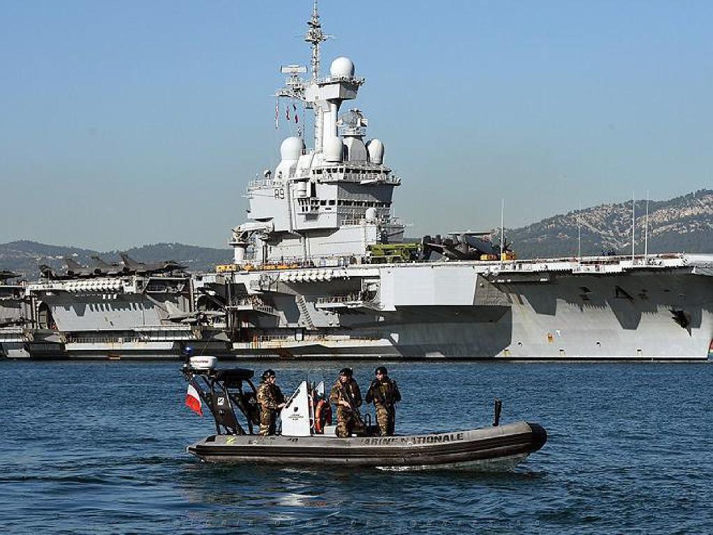 183 TOULON ET SA RADE (153).jpg